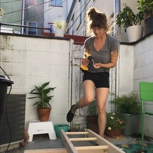 Meet your Posher, Laura